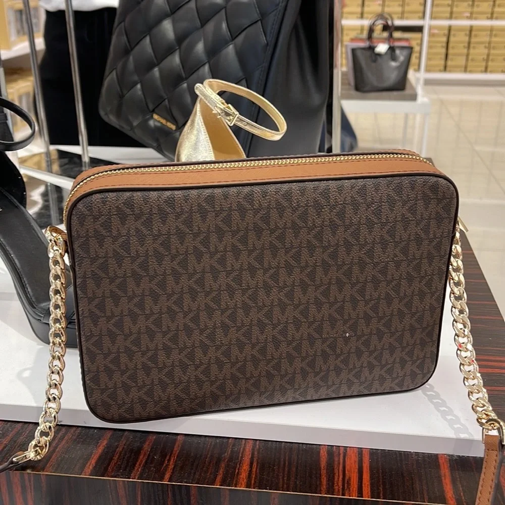 Michael Kors Large Jet Set Item East West Crossbody Brown - Picture 8 of 16